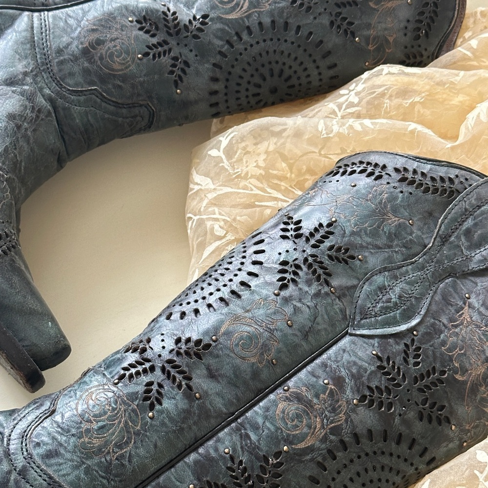 Circle G Teal Western Boot - Picture 2 of 7